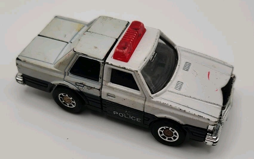 Vintage Tonka GoBots Hans-Cuff 1983 MR-12 Guardian