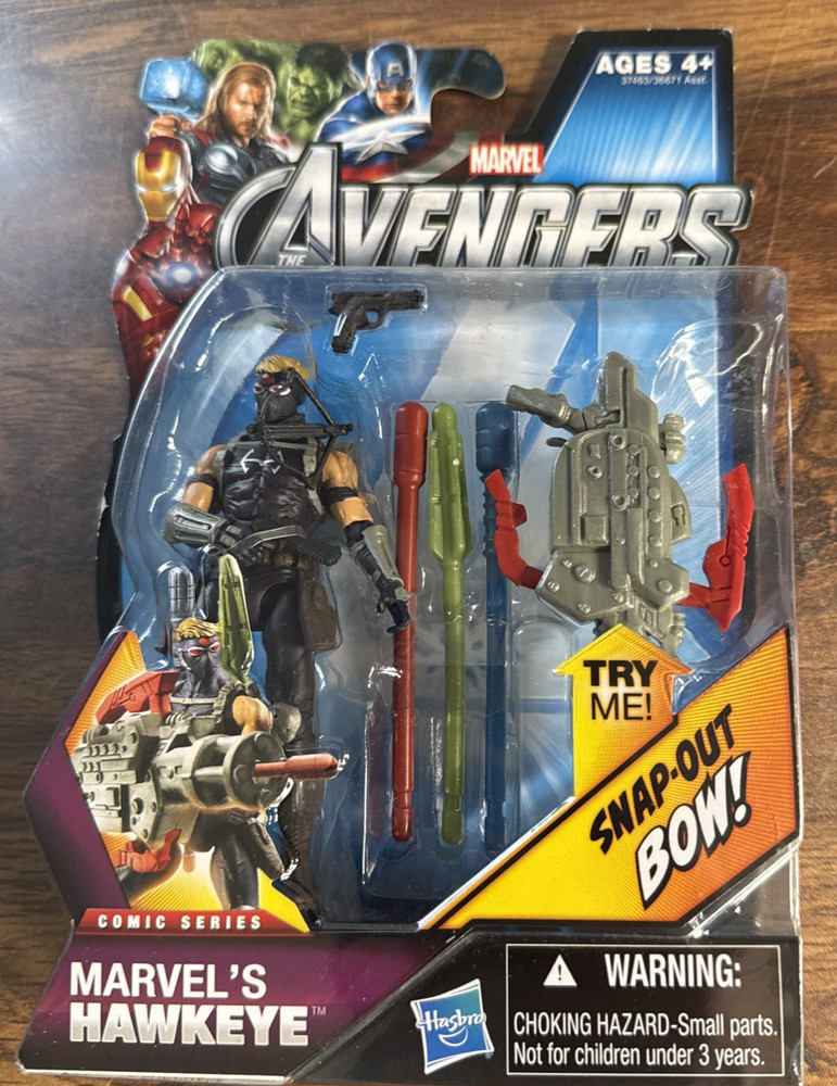 Hasbro The Avengers Comic Series Hawkeye Snap-Out Bow 2011 New Action Figure