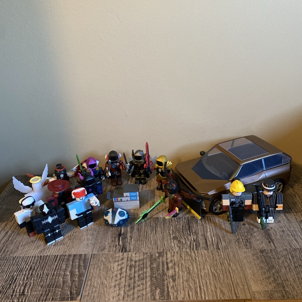 Roblox Toys Action Figures Lot Of 14 Figures Accessories Car NO CODES