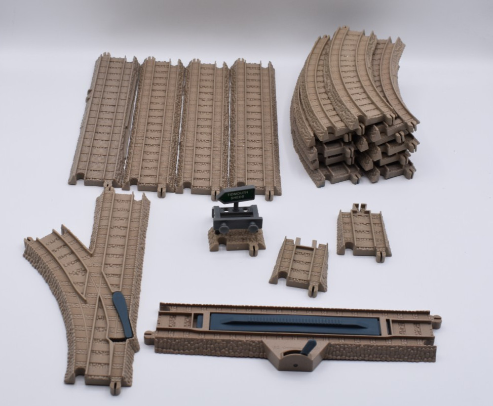 Hit Toy Company Plastic Beige Tracks Straight Curved Connector Switch StopGo 20x
