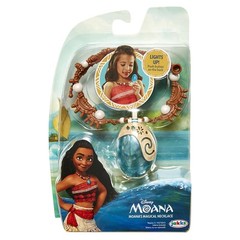 Moana Necklace with Glow Light Heart of Te Fiti Toy Ages 3 Plus