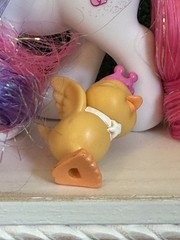 🌈 Hasbro My Little Pony Cute Curtsey With Bird 2005 G3 MLP Clean 🧼 & Cute