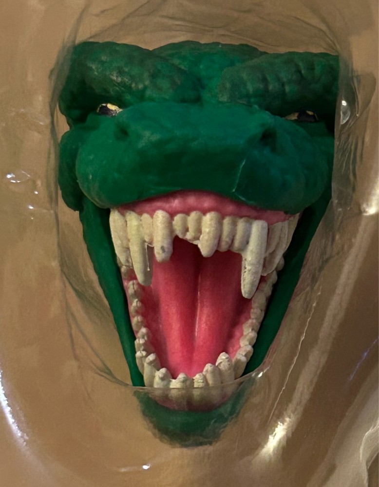 Amazon exclusive Spider-Man Marvel Legends – MCFARLANE STYLE LIZARD HEAD only