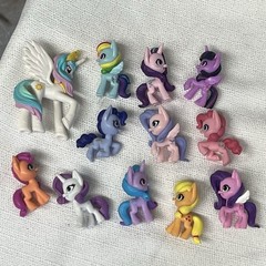 My Little Pony Lot of 12 rainbow dash Apple Jack Twilight Pinkie and more USED