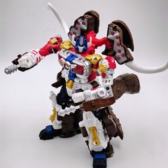 Resin Cast Chest/Transparent Eyes/Weapon Upgrade Kit For AOTP MAXIMAL BIG CONVOY