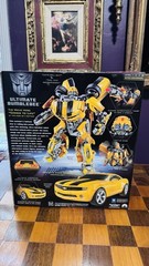 2007 Hasbro Transformers: Ultimate Bumblebee Action Figure – Brand New
