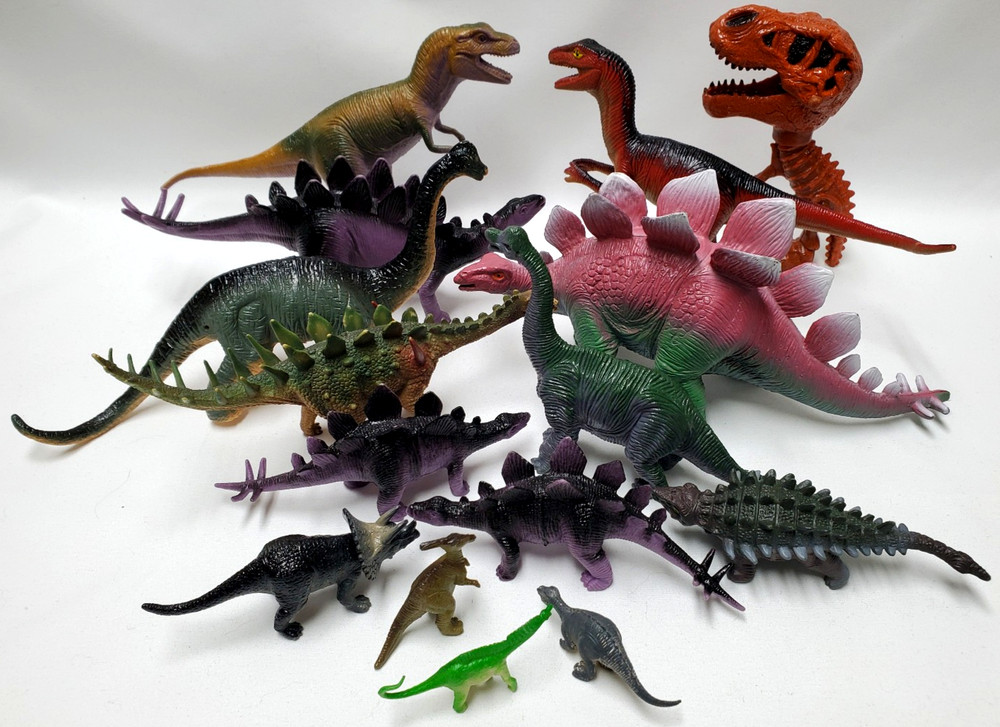 DINOSAURS Mixed Lot of 15 Toy Figures Branded/Unbranded Dinosaur Toys