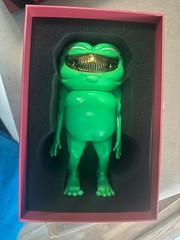 Orion Grin (Bone smile) – PoPaganda – Ron English – Limited Hand Signed version!
