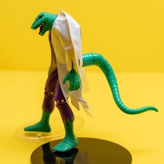 Toy Biz 1994 Marvel Spider Man Lizard 5 Inch Action Figure Detachable Tail