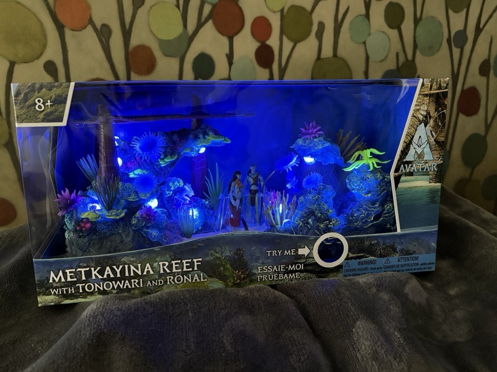 Avatar Metkayina Reef With Tonowari And Ronal; NIB, Lights Up