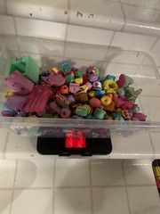 Lot Of ~300+ Shopkins Figures, Playsets, & Display Mixed Season Unsearched 4lbs