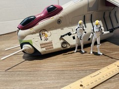2009 Hasbro Star Wars REPUBLIC GUNSHIP CRUMB BOMBER Toys-R-Us Exclusive