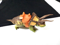 2017 Primal Clash Dino Commander Triceratops Figure Lanard with saddle Dinosaur