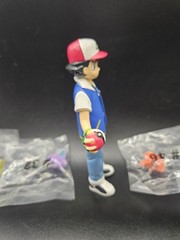 Pokémon Marble Lot #104 Cubone Pikachu Ash Ketchum Case Vintage Toys Bundle Rare
