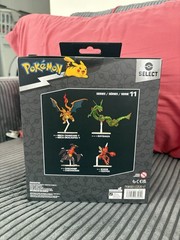 Jazwares Pokémon Select Trainer Team Rayquaza Articulated Action Figure
