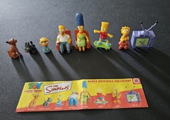 The Simpsons Italy 1999 TOY Chocolate & Surprise Mini Figures Complete Set Of 8