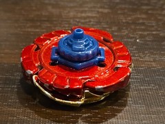 Gold Red Lightning L-Drago 100HF Beyblade Hasbro Metal Fusion Launcher BB-43