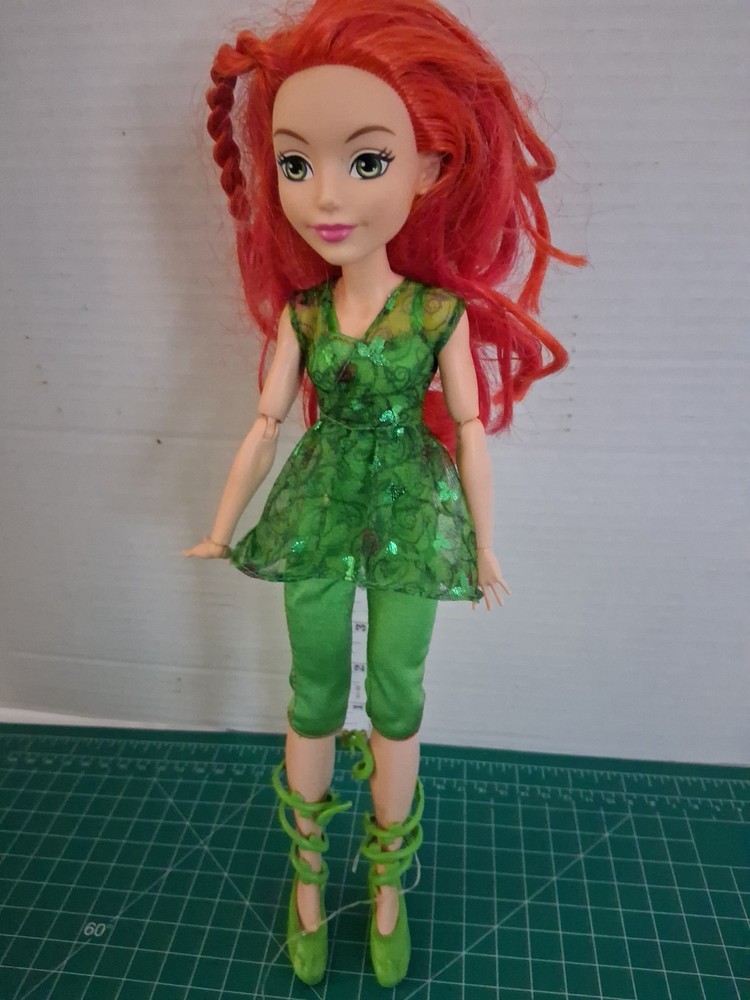 DC Super Hero Girls Poison Ivy 12″ Mattel Doll Posable Articulated Arms & Legs