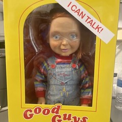 Chucky Action Figure 15″ Childs Play Talking Good Guys Chucky Doll Mezco Toys