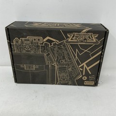 HASBRO PULSE TRANSFORMERS Legacy Generation Selects DK-2 Guard Open Box