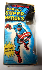 MARVEL 1968 MARX CAPTAIN AMERICA WIND UP FIGURE WITH BOX