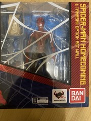 SH Figuarts Spider-Man Homecoming Action Figure w Tamashii Option Act Wall