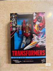 Transformers Studio Series 7″ Figure Voyager Class Exclusive Starscream In Stock