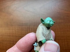 Vintage Kenner 1980 Star Wars Yoda HK COO Smile Factory w/ Match Accessories