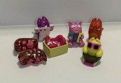 Lost Kitties Collectible Toy Figures Lot Of 7 Cat Figures
