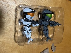 Loot Crate Screen Shots HALO ICONS Spartan-IV Limited Edition Variant Pair