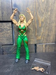 Beth Phoenix WWE Elite Decade of Domination w/ Extra Hands 2020