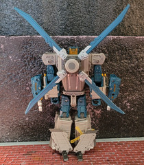 Warbotron WB01-D Whirlwind figure – complete with box and sleeve