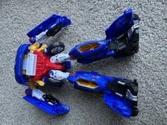 Hello Carbot Grandeur Hawk Hyundai HG330 Celebrity Transforming Robot Figure