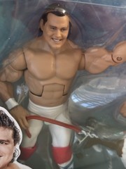 WWE Elite Collector’s Edition Davey Boy Smith British Bulldog Series 82 Figure