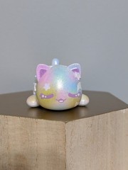 Dream – Aphmau MeeMeows Mystery Figure Series 7 Elemental Cat Pearl/Glitter