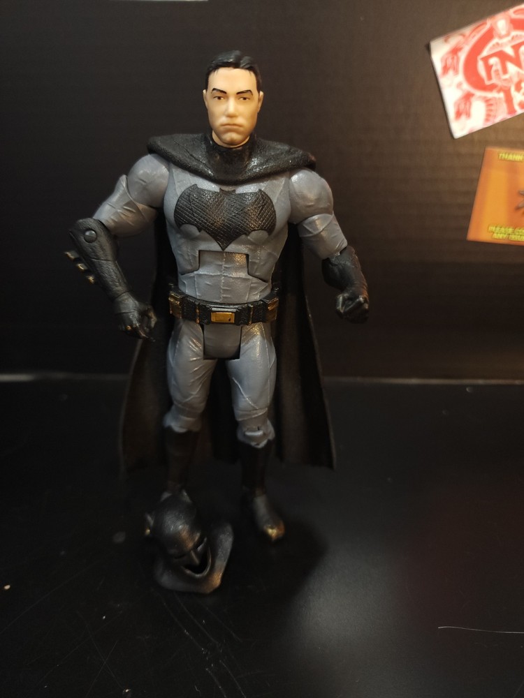 DC Comics Multiverse Batman vs Superman 6″ BATMAN Unmasked Loose Figure