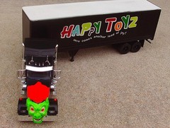 Maximum Overdrive Goblin Head Unpainted 1:32 Blank Truck Resin