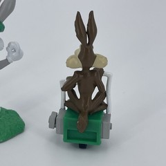 Vintage Looney Tunes Bugs Bunny Golfer PVC Wile E. Coyote Golfer 1994 Applause