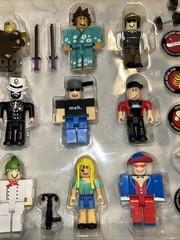 Roblox From the Vault Action Figure Collection Set 4 Unscratched