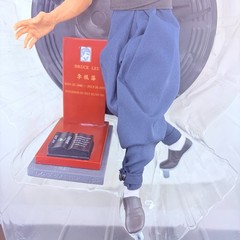 Bruce Lee 77th Anniversary Edition 10″ Figure Enter the Dragon Model Statue