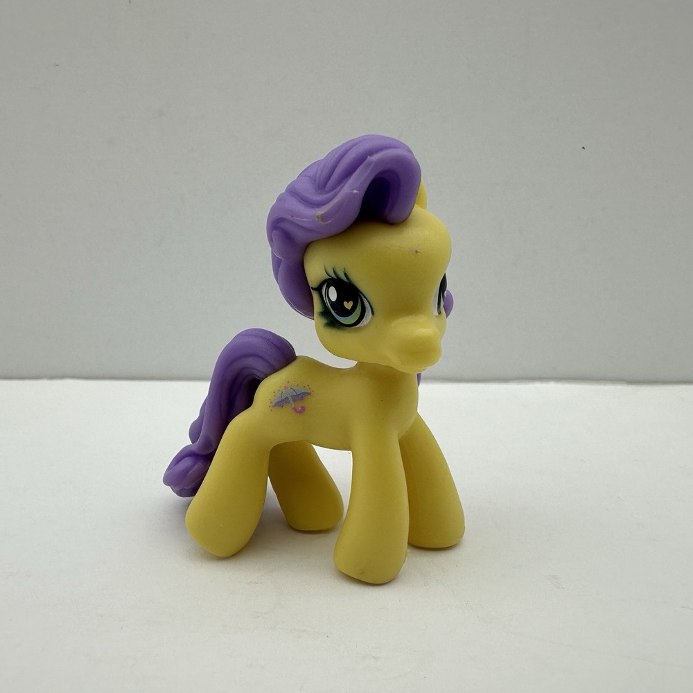 Hasbro 2006 My Little Pony Rain or Shine Miniature Plastic Figure Merriweather
