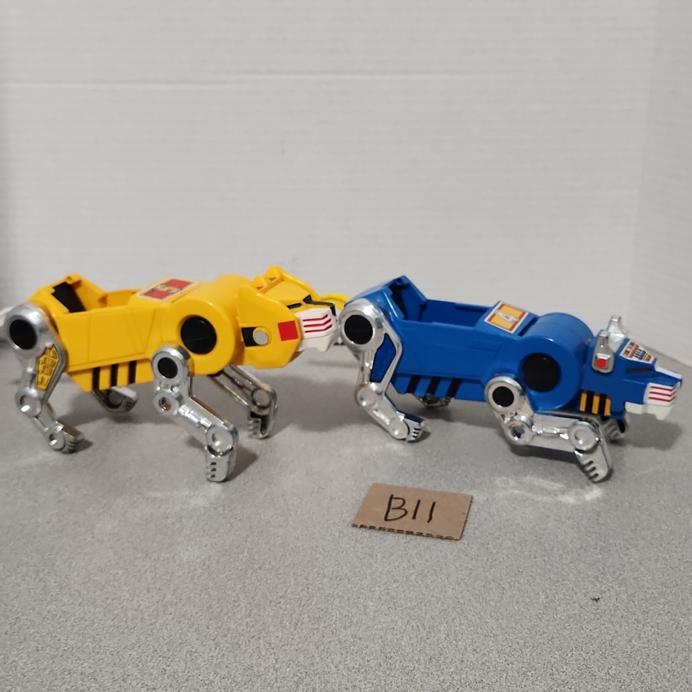 Voltron Lion (Blue, Yellow, ) Panosh Place 1984 Lions Lot of 2 VTG ☆