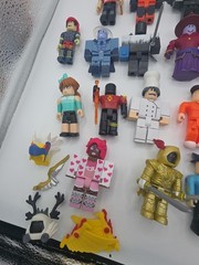 24 Roblox Figures with some Accessories Mixed Characters 24 pc Jazwares Maples