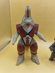 Ultraman Kaiju Monster Figures Lot Bandai 1997 1999 2010 20cm 7.9in