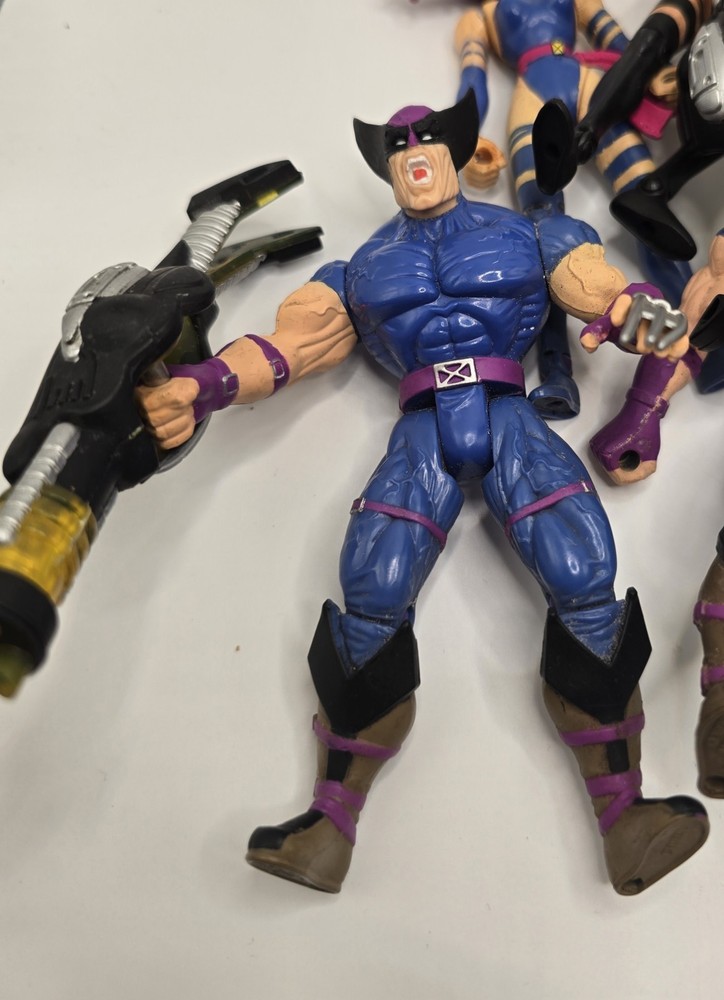 Vintage Toy Biz X-Men Classics action figures Lot 0f 8