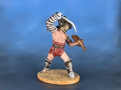 Warrior Art: Handcrafted Gladiator Resin Figurine 40mm Collectible Sculpture