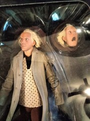 NECA ULTIMATE DOC BROWN 35TH ANNIVERSARY BACK TO THE FUTURE ACTION FIGURE BTTF