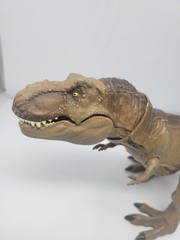 2017 Jurassic World Park Legacy Collection Extreme Chomping T-Rex