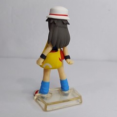 Pokemon Scale World 3″ 1:20 Scale Leaf Trainer Mini Figure Kanto
