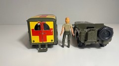 Vintage M.A.S.H Mash Medical Unit Ambulance & Jeep w Hot Lips Figure 1981